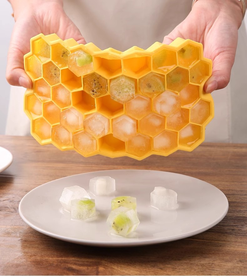 Creative หกเหลี่ยม 37 ตารางน้ํ - Ice Mold Sphere บทวิจารณ์และราคา